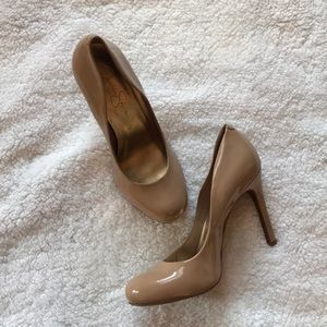 Nude Pump